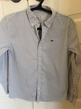 Vineyard Vines kids button down shirt 12-14